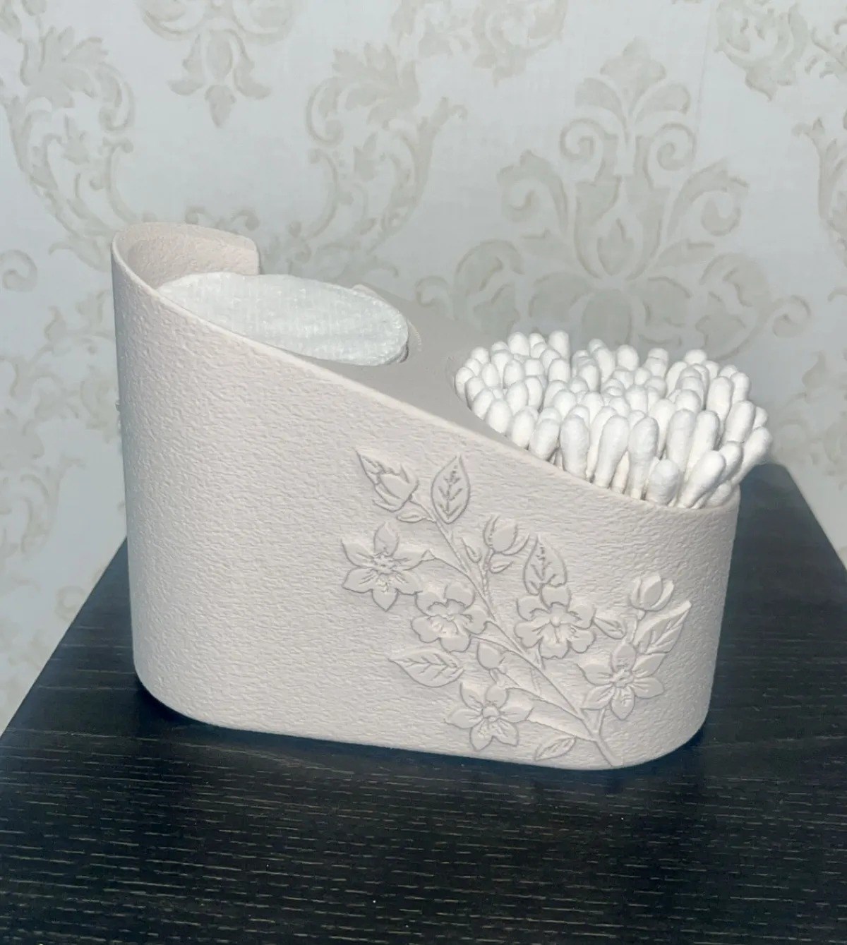 3D Baskı Çiçek Kabartmalı Makyaj Pamuğu ve Kulak Çubuğu Tutucu Takı Tepsili Banyo Düzenleyici - Krem Beyaz