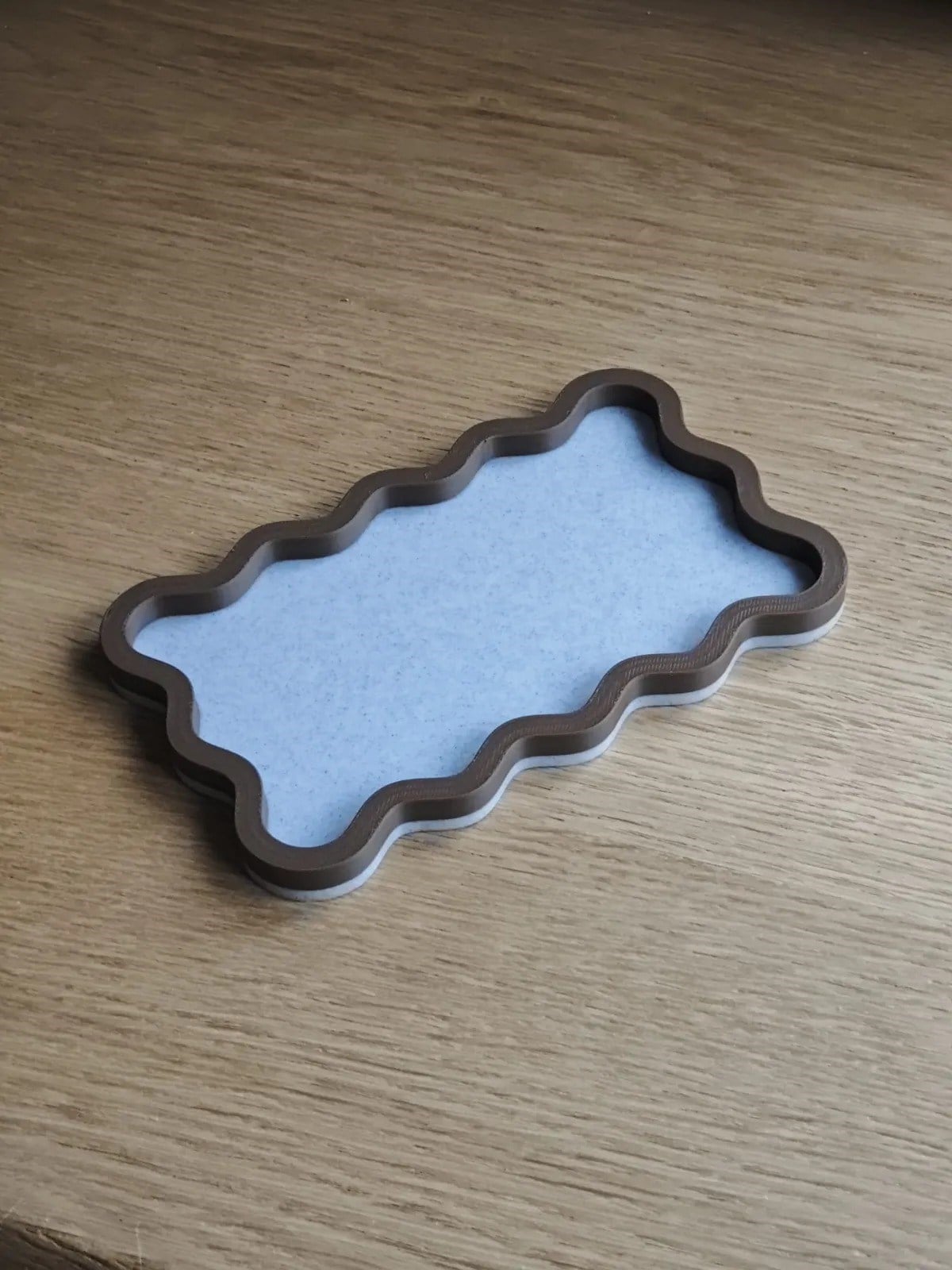 3D Baskı Dalgalı Kenarlı İki Renkli Mini Tepsi Masaüstü Organizer Takı ve Anahtar Tepsisi - Kahverengi Mavi