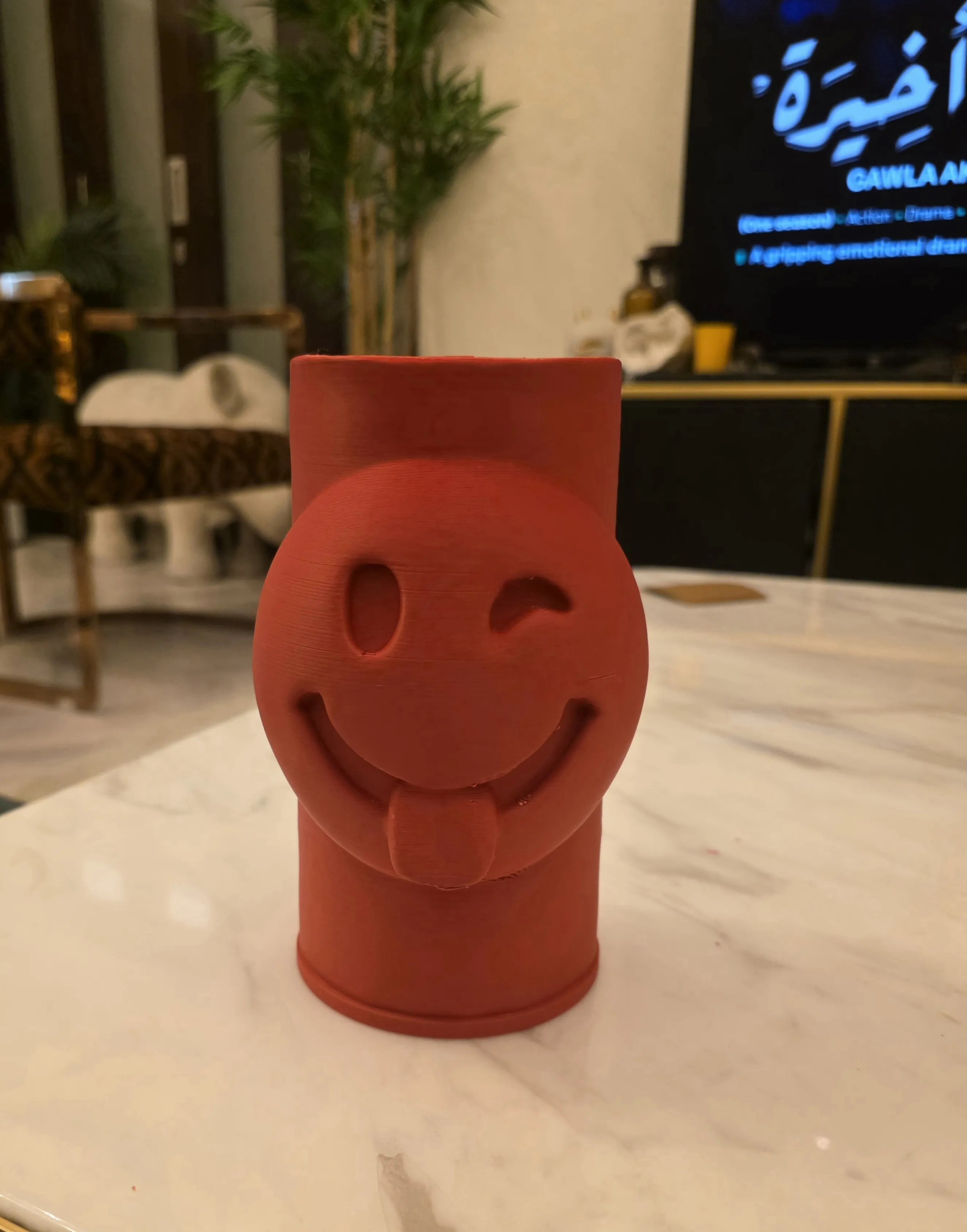 3D Baskı Emoji Planter - Göz Kırpan Yüzlü Sukulent Saksısı-Turuncu