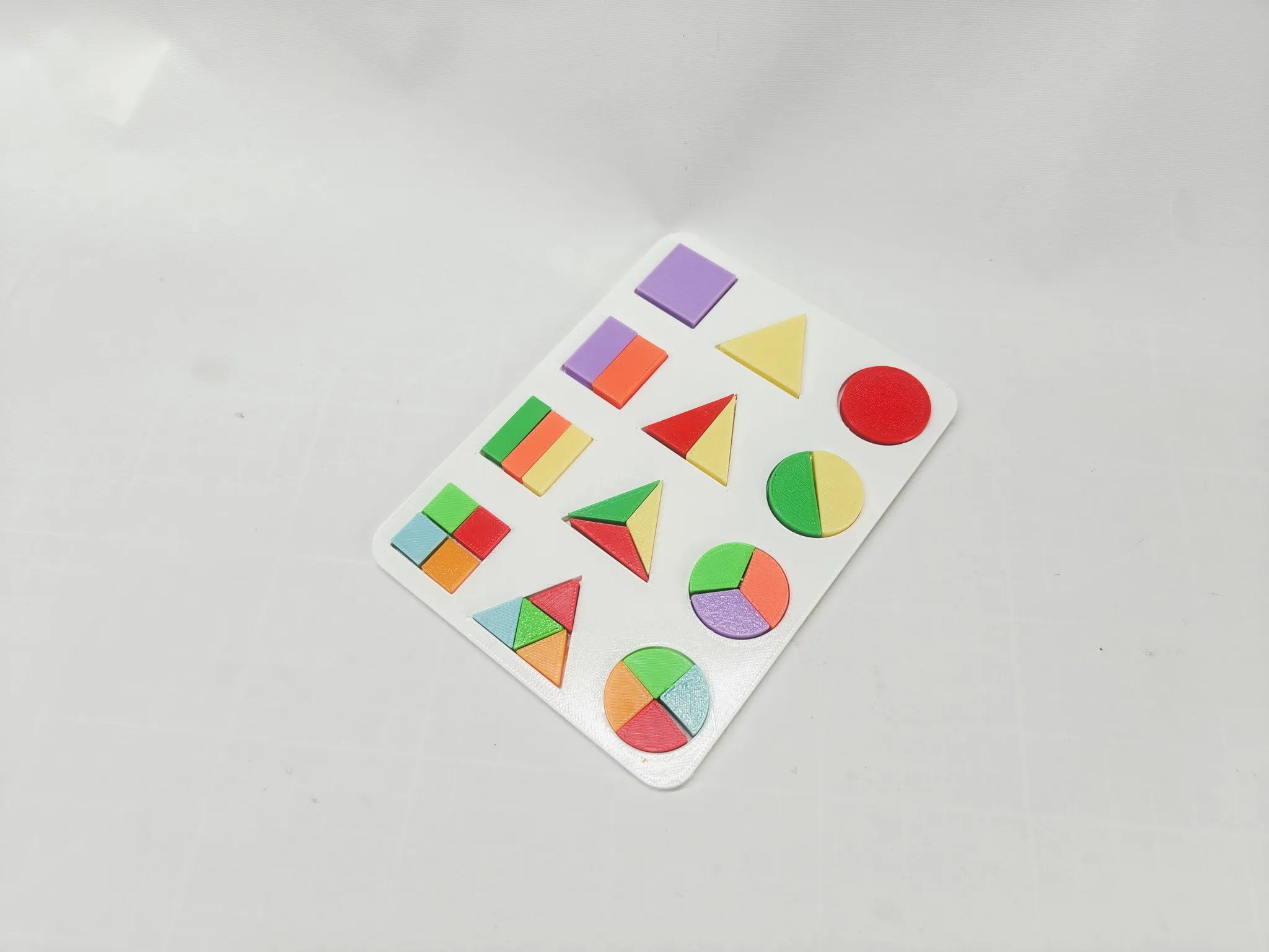 3D Baskı Geometrik Şekiller ve Kesirler Eğitim Seti - Renkli Şekil Eşleştirme Puzzle, Montessori Öğretim Materyali