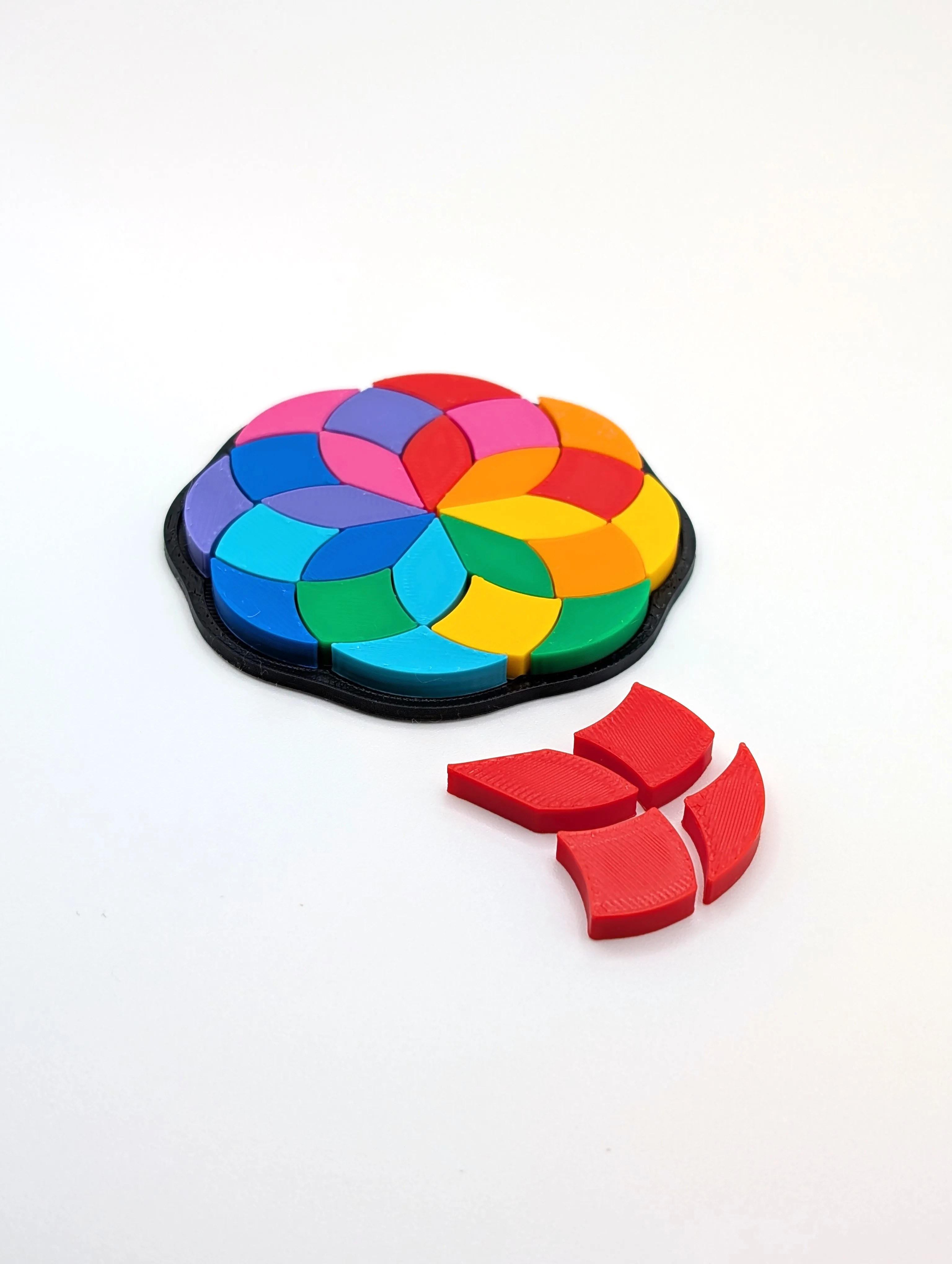 3D Baskı Gökkuşağı Mandala Rozet Puzzle Mini (7 CM) - Renkli Çiçek Deseni Yapboz, Cepte Taşınabilir Zeka Oyunu