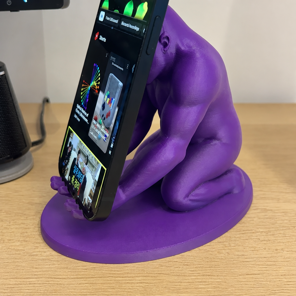 3D Baskı Goril Telefon Tutucu - Kaslı Goril Masaüstü Telefon Standı-Mor