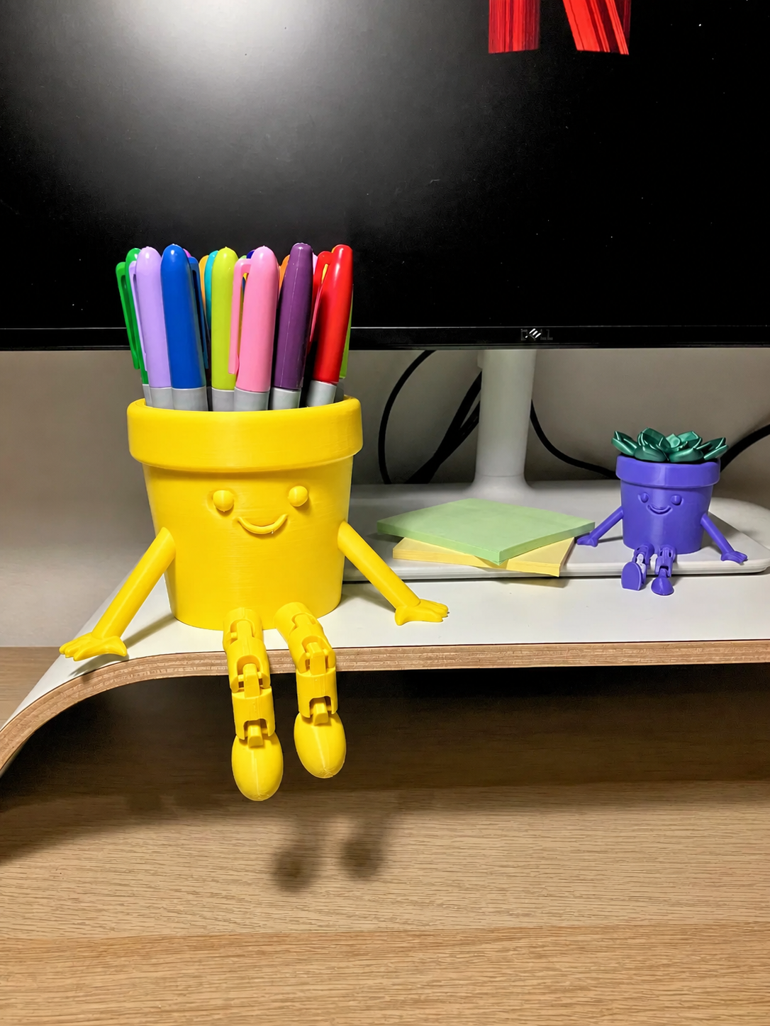 3D Baskı Hareketli Gülen Kalemlik - Eklemli Masaüstü Organizer - Sarı