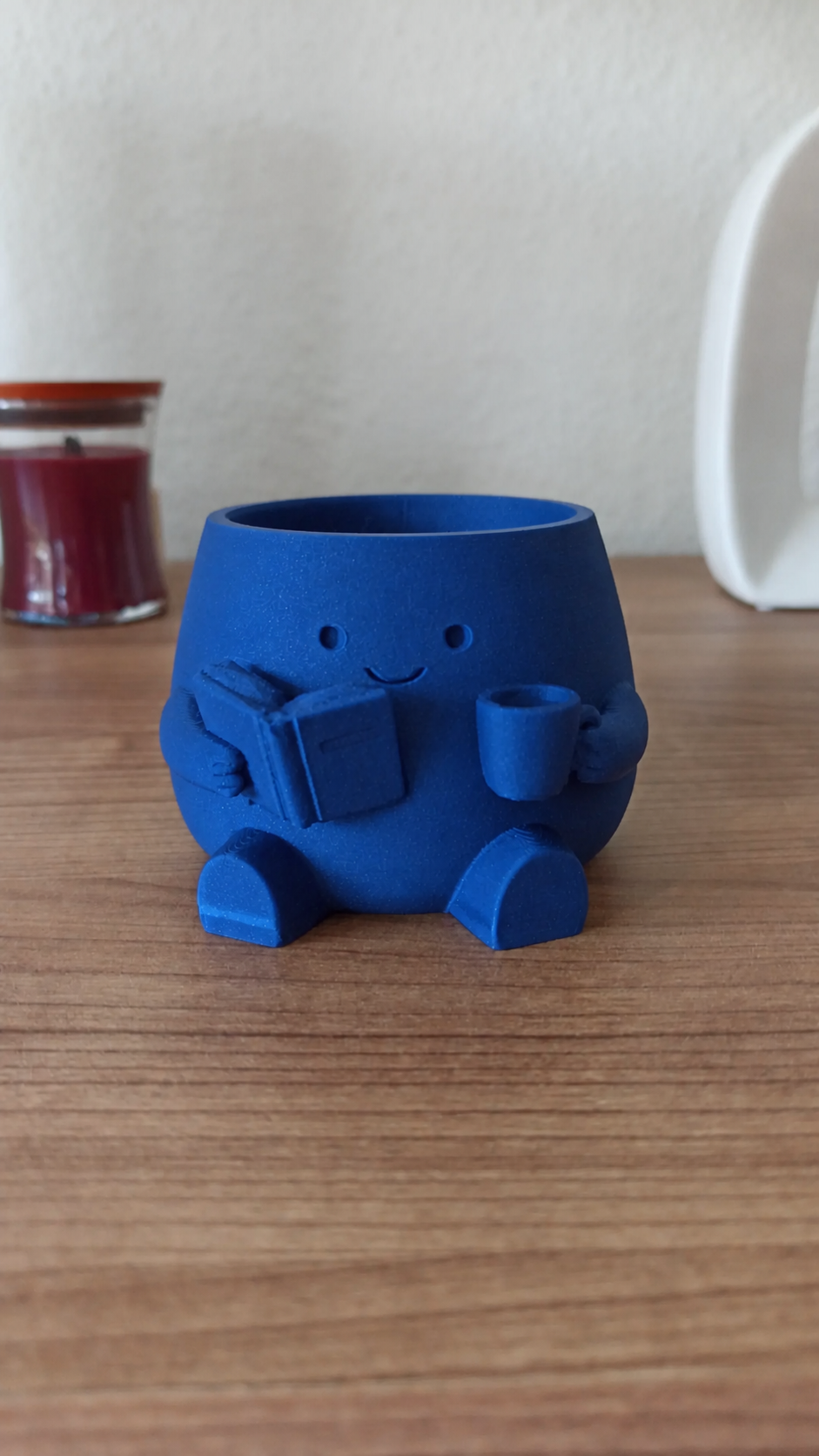 3D Baskı Kitap Okuyan Saksı - Kupa Tutan Sevimli Saksı-Mavi