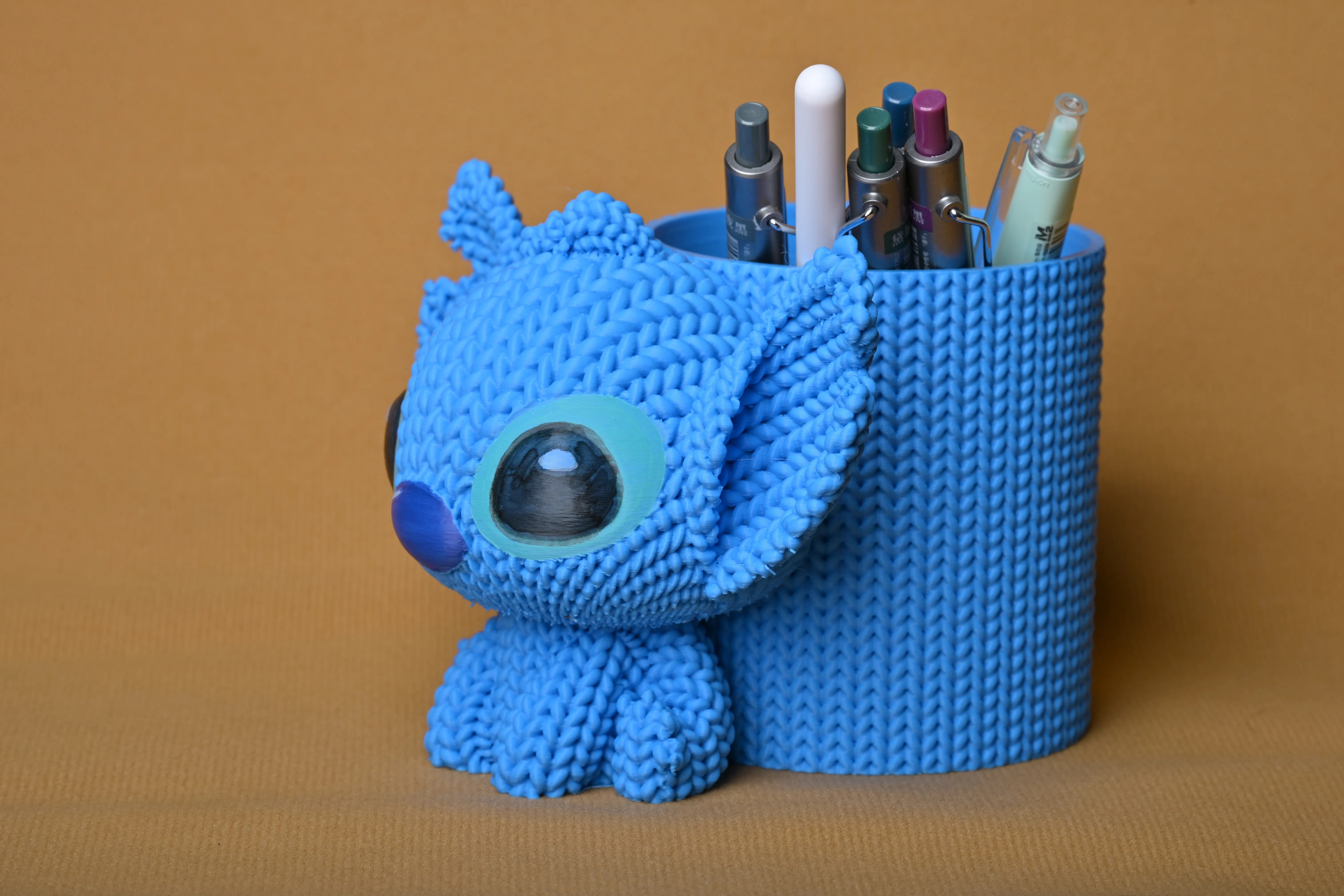 3D Baskı Knitted Kalemlik - Sevimli Karakterli Masaüstü Kalem Organizeri-Mavi