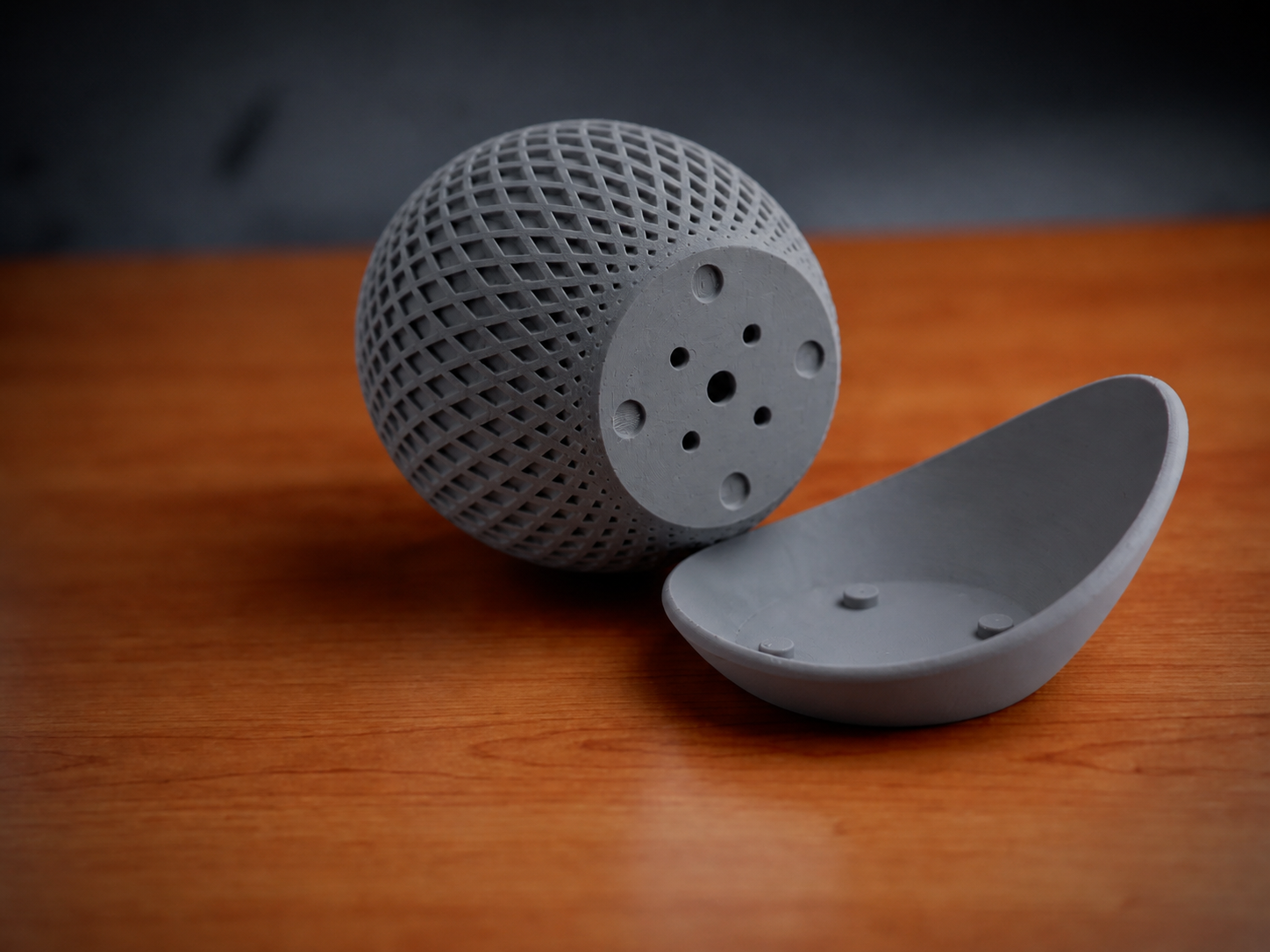 3D Baskı Küre Saksı - Kafes Dokulu İki Parçalı Dekoratif Saksı - Gri-Gri