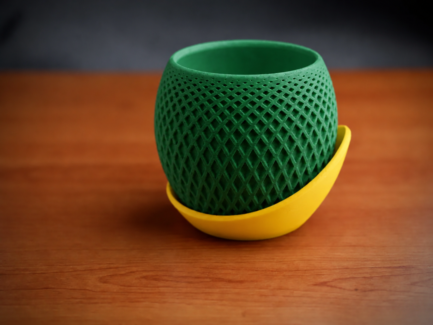 3D Baskı Küre Saksı - Kafes Dokulu İki Parçalı Dekoratif Saksı - Yeşil-Sarı
