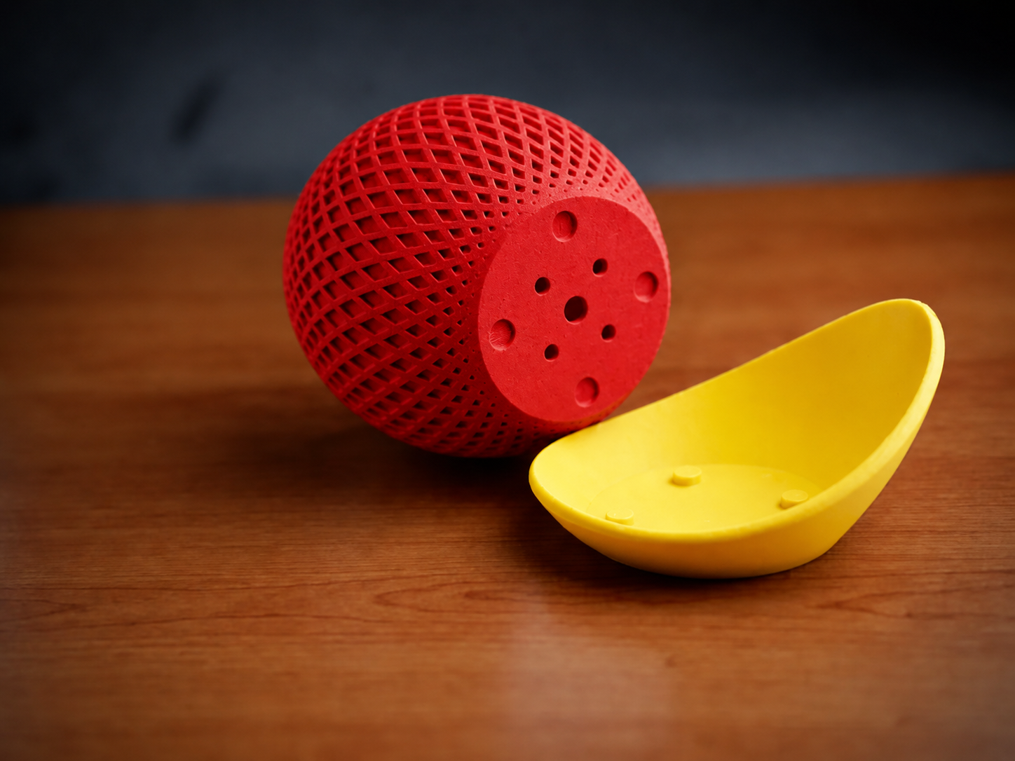 3D Baskı Küre Saksı - Kafes Dokulu İki Parçalı Dekoratif Saksı - Kırmızı-Sarı