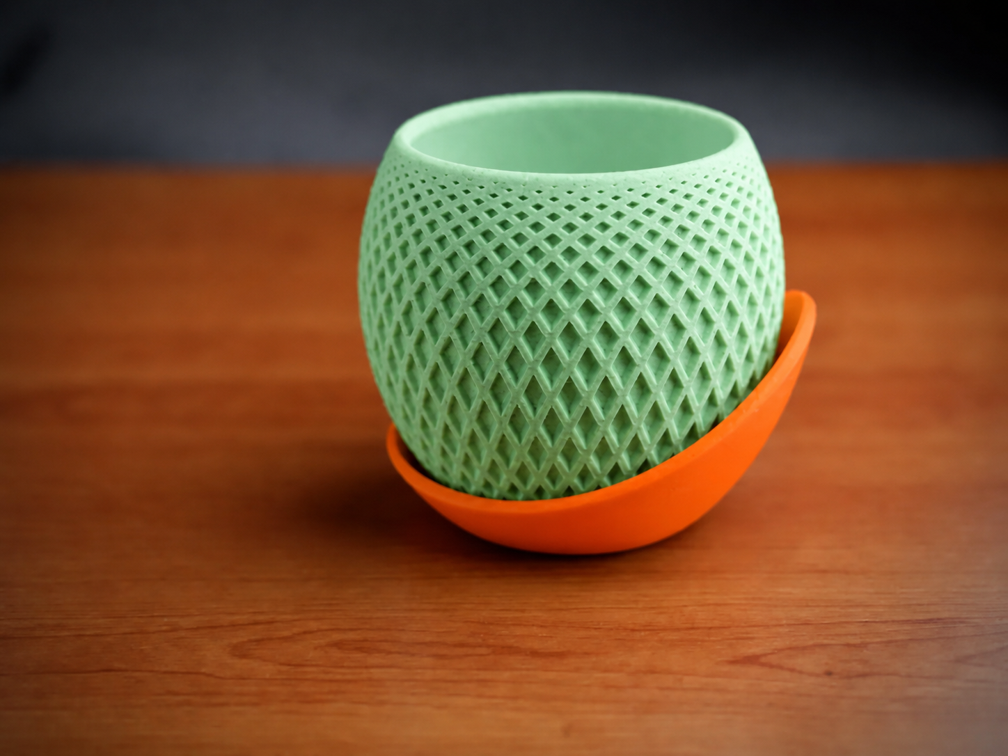 3D Baskı Küre Saksı - Kafes Dokulu İki Parçalı Dekoratif Saksı - Mint-Turuncu