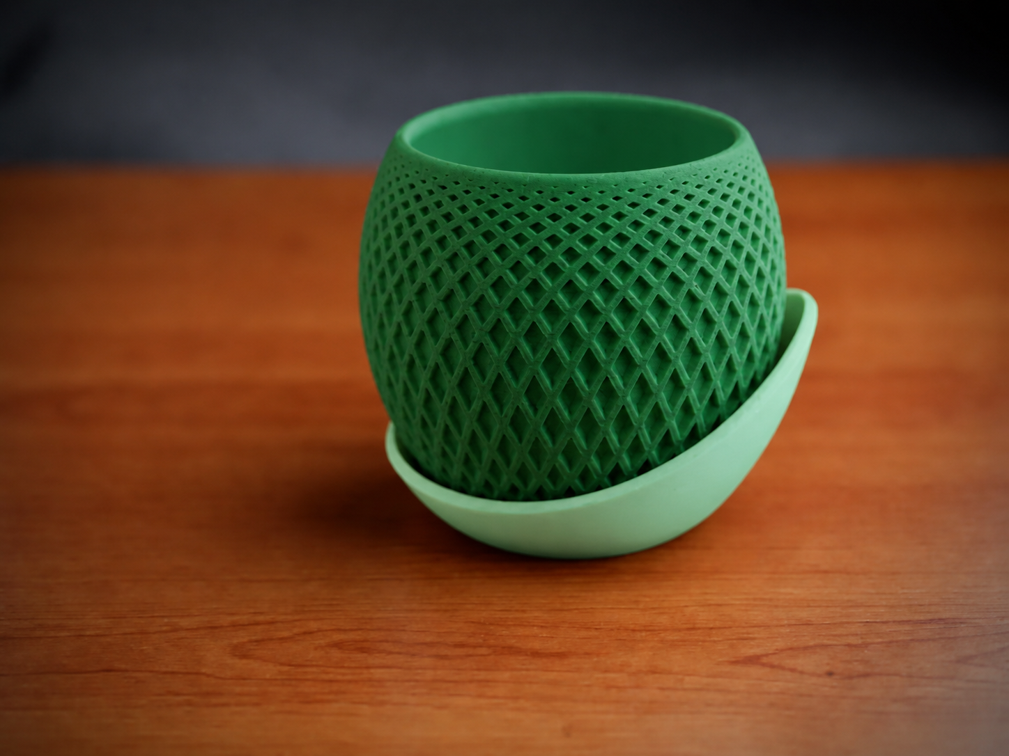 3D Baskı Küre Saksı - Kafes Dokulu İki Parçalı Dekoratif Saksı - Yeşil-Mint