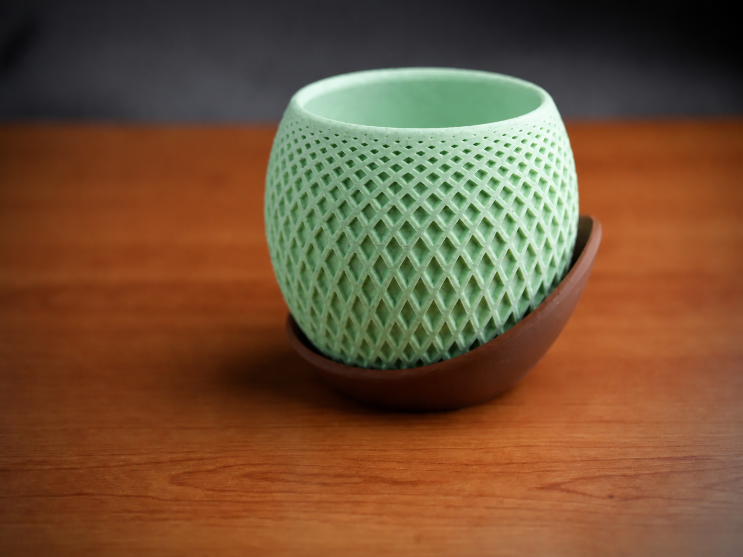 3D Baskı Küre Saksı - Kafes Dokulu İki Parçalı Dekoratif Saksı - Mint-Kahverengi
