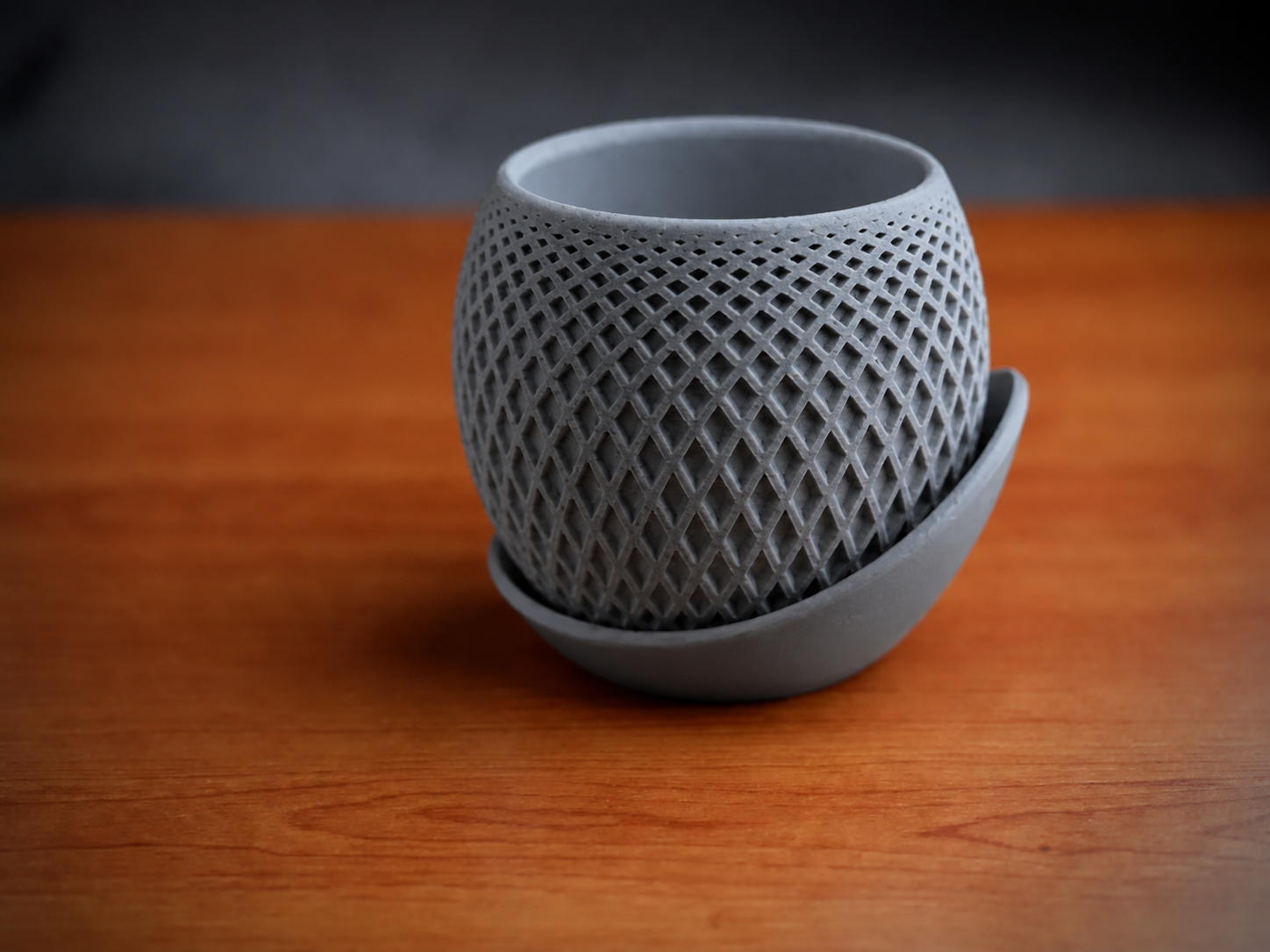 3D Baskı Küre Saksı - Kafes Dokulu İki Parçalı Dekoratif Saksı - Gri-Gri