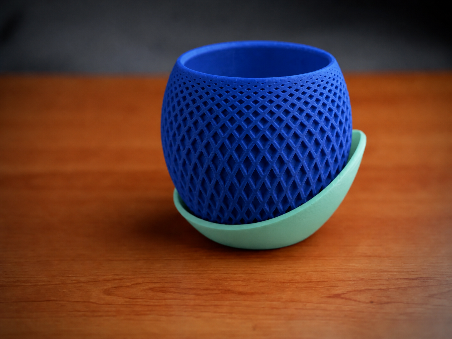 3D Baskı Küre Saksı - Kafes Dokulu İki Parçalı Dekoratif Saksı - Mavi-Mint