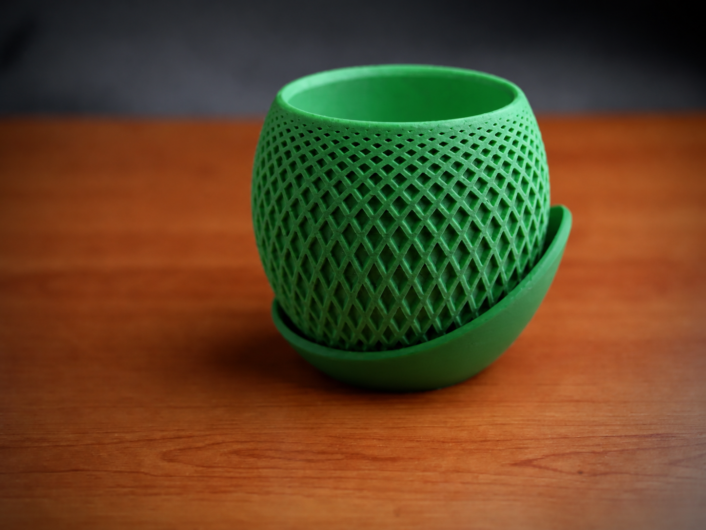 3D Baskı Küre Saksı - Kafes Dokulu İki Parçalı Dekoratif Saksı - Yeşil-Yeşil