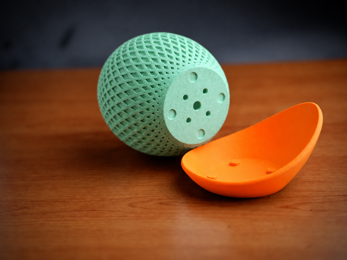 3D Baskı Küre Saksı - Kafes Dokulu İki Parçalı Dekoratif Saksı - Mint-Turuncu