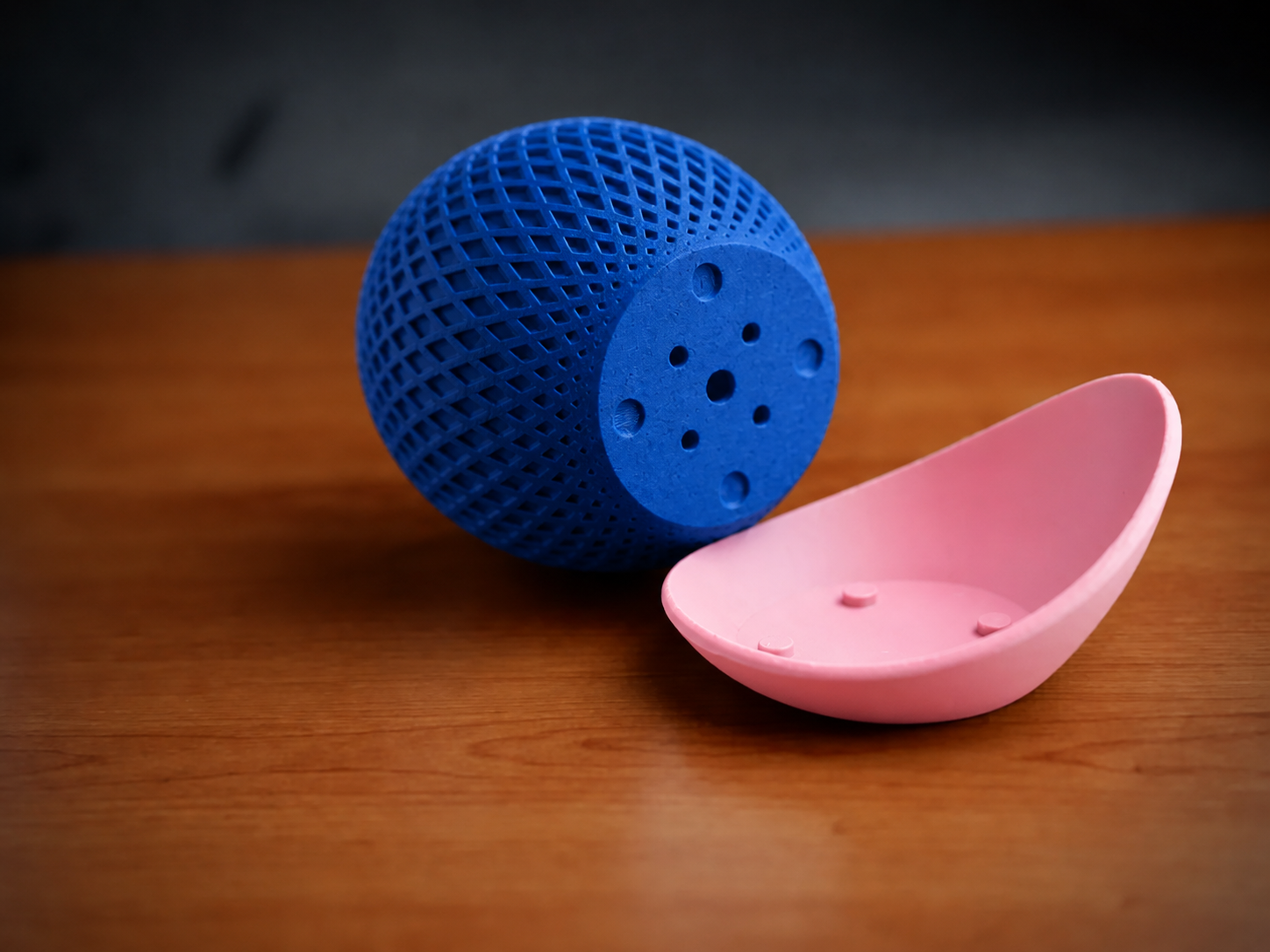 3D Baskı Küre Saksı - Kafes Dokulu İki Parçalı Dekoratif Saksı - Mavi-Pembe