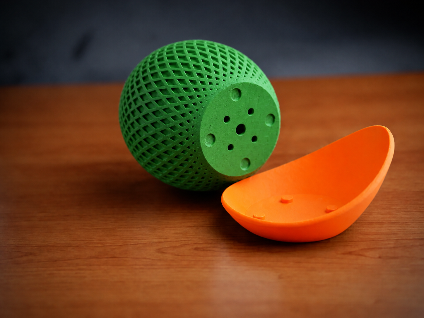 3D Baskı Küre Saksı - Kafes Dokulu İki Parçalı Dekoratif Saksı - Yeşil-Turuncu