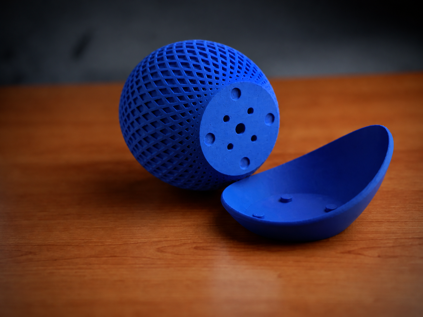 3D Baskı Küre Saksı - Kafes Dokulu İki Parçalı Dekoratif Saksı - Mavi-Mavi