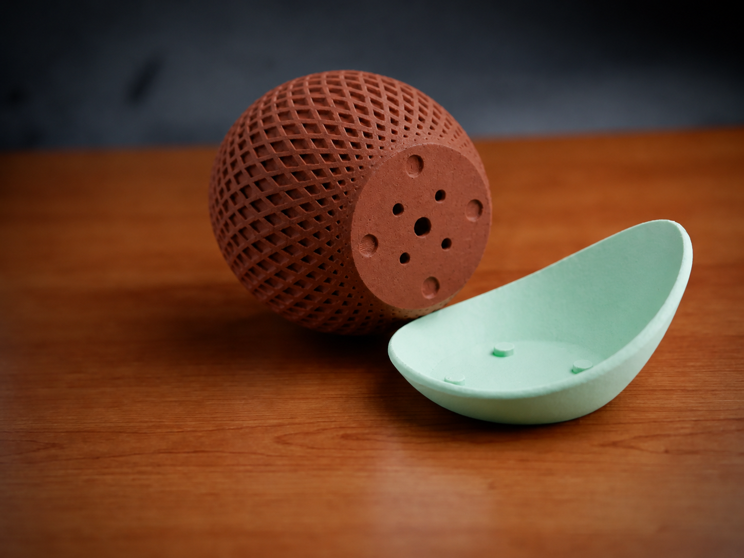 3D Baskı Küre Saksı - Kafes Dokulu İki Parçalı Dekoratif Saksı - Kahverengi-Mint