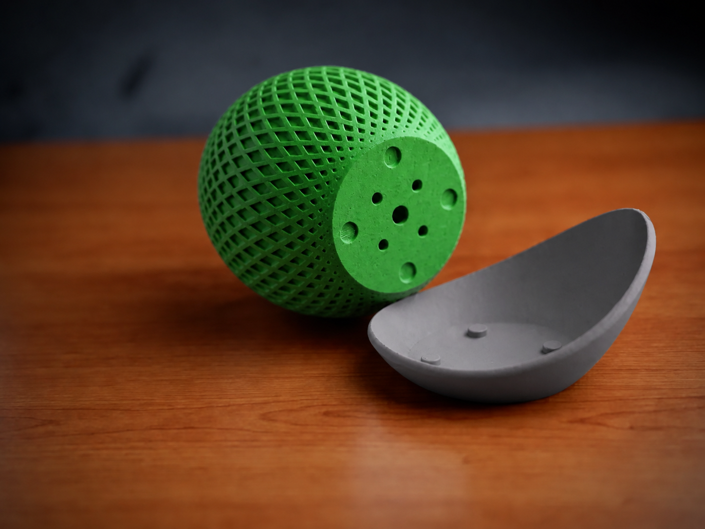 3D Baskı Küre Saksı - Kafes Dokulu İki Parçalı Dekoratif Saksı - Yeşil-Gri