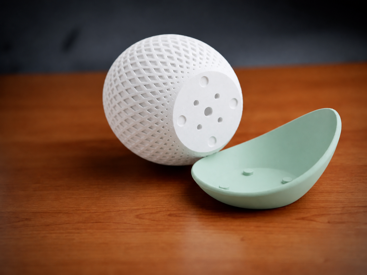 3D Baskı Küre Saksı - Kafes Dokulu İki Parçalı Dekoratif Saksı - Beyaz-Mint