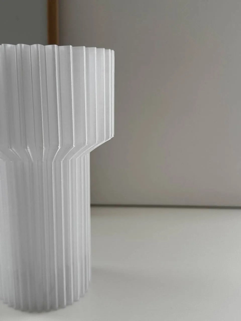 3D Baskı Modern Dekoratif Çiçek Vazosu - Minimal Silindir Tasarımlı Masaüstü Vazo, Ev ve Ofis Dekoru-Şeffaf