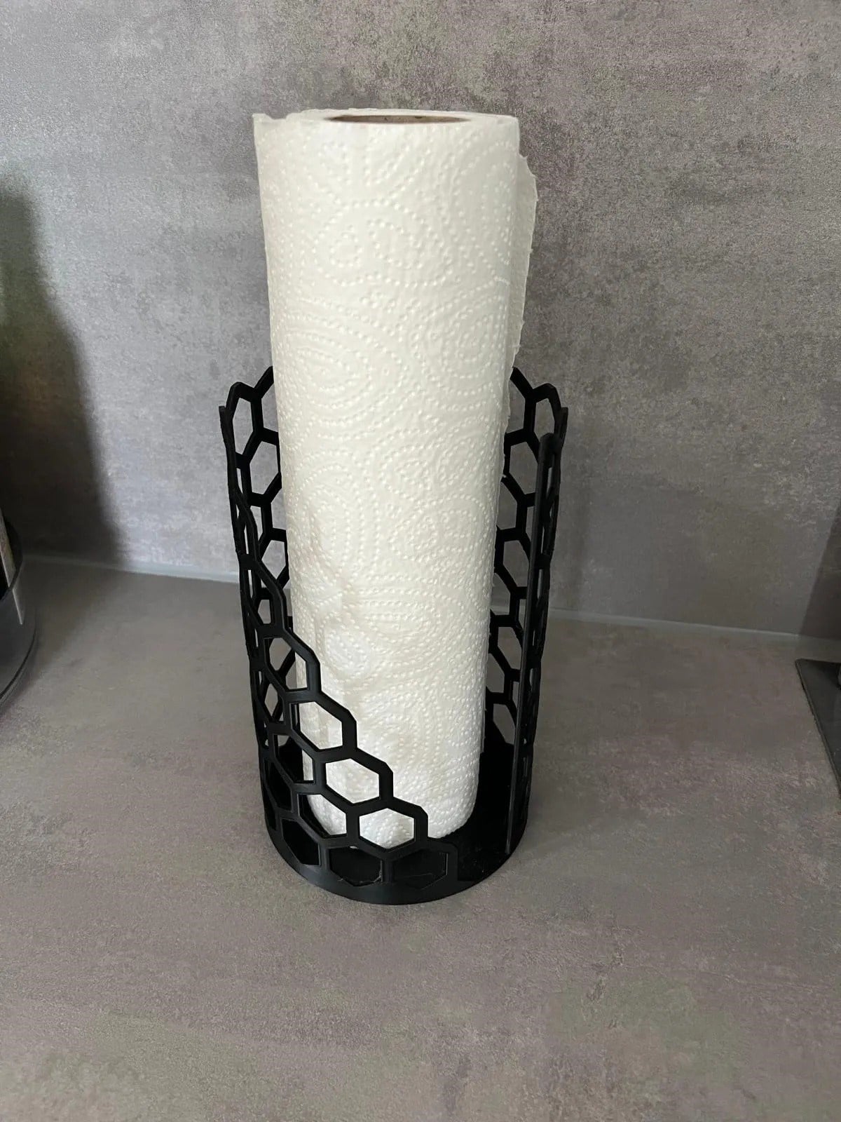 3D Baskı Petek Desenli Kağıt Havlu Standı Ağırlıklı Tabanlı Dik Tezgah Üstü Havluluk Mutfak Siyah