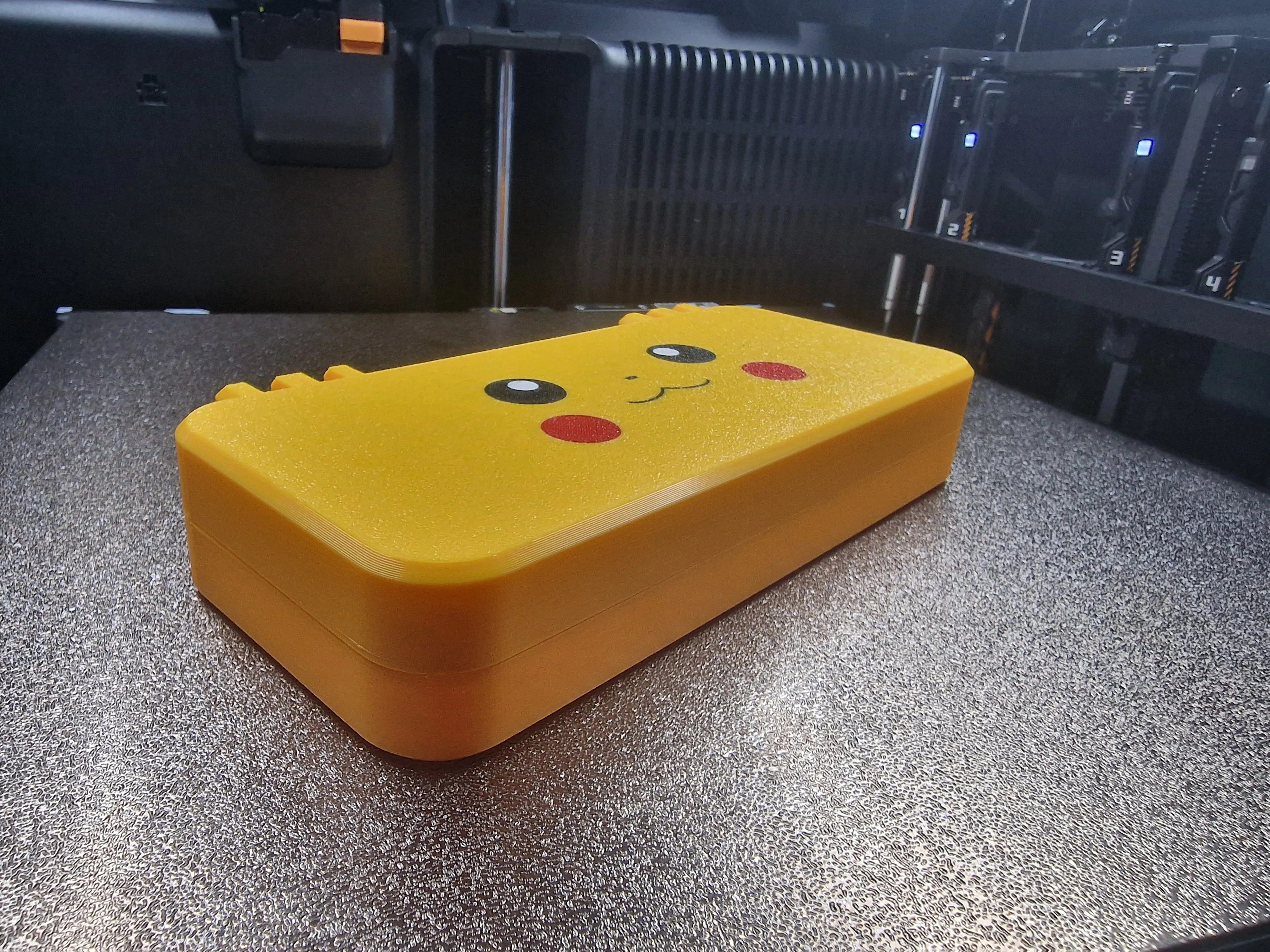 3D Baskı Sevimli Elektrik Fare Figürlü Kapaklı Kalem Kutusu - Sarı Organizer