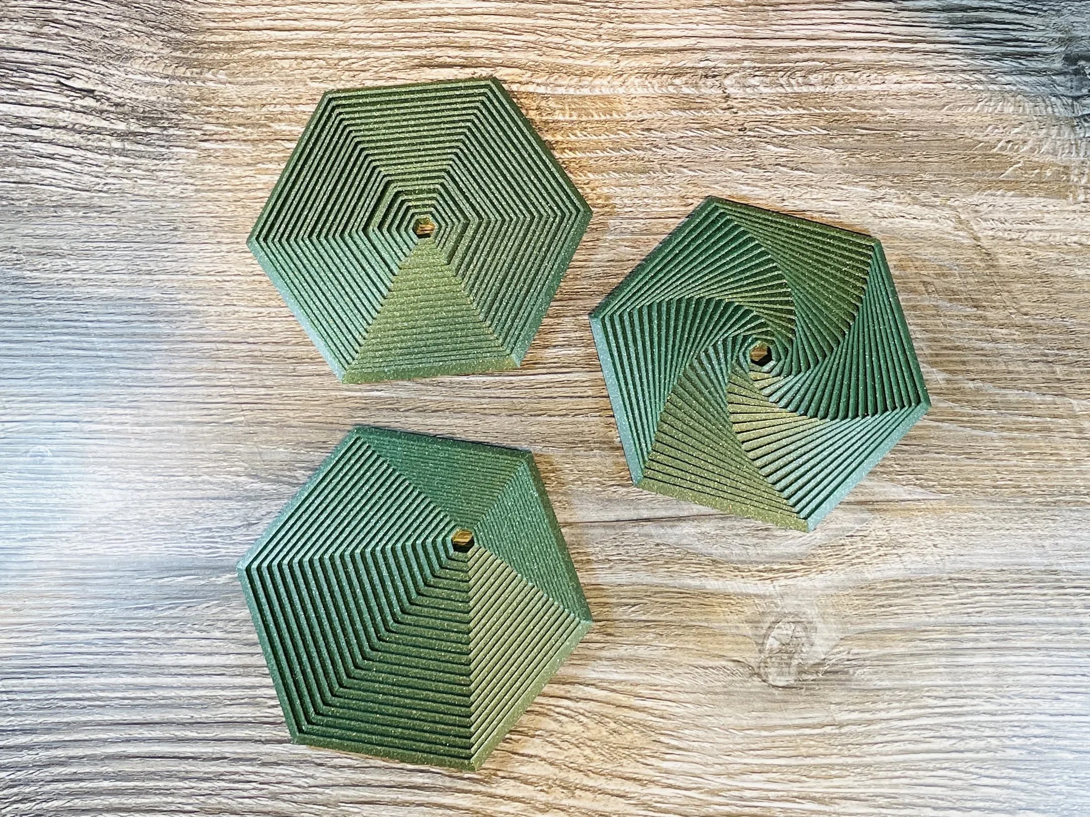 3D Baskı Super Fidget Coaster Seti - Altıgen Desenli Bardak Altlığı ve Tutucu-Yeşil