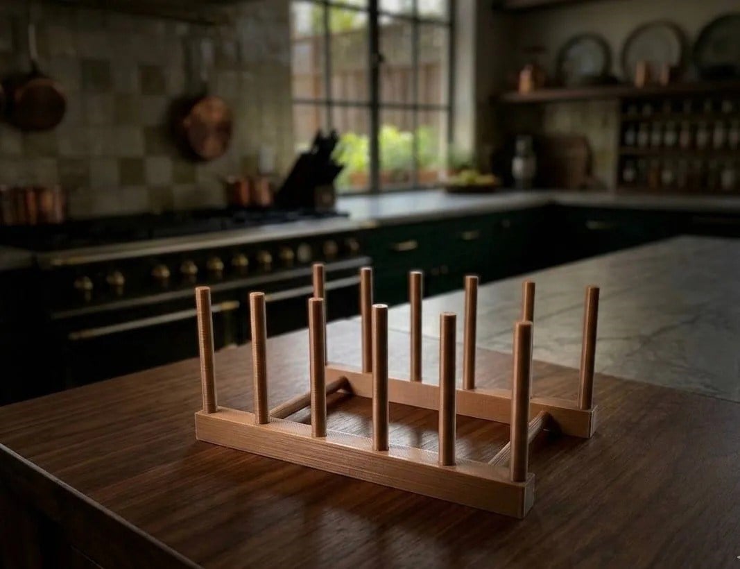 3D Baskı Tabak Standı Şık Tabak Düzenleyici Dikey Tabak Rafı Çıkarılabilir Yuvalı Mutfak Standı - Ahşap Rengi