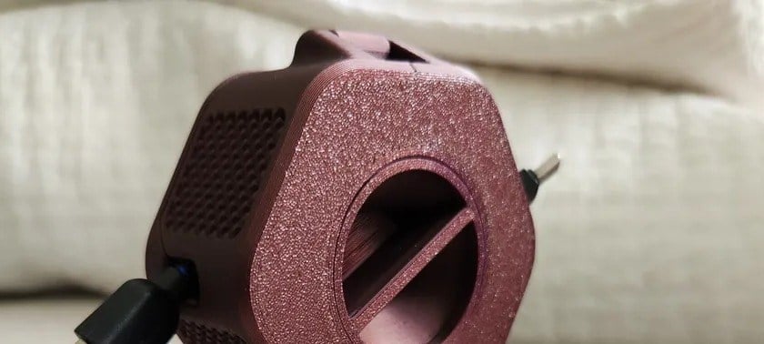 3D Baskı Taşınabilir Kablo Düzenleyici Makara Şarj ve USB Kablo Toplayıcı Döner Kablo Sarıcı - Kahverengi
