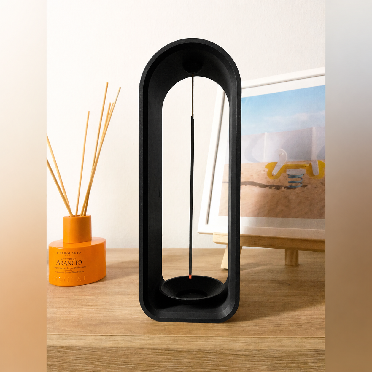 3D Baskı The Shrine Tütsülük - Modern Kemer Formlu Tütsü Tutucu-Siyah