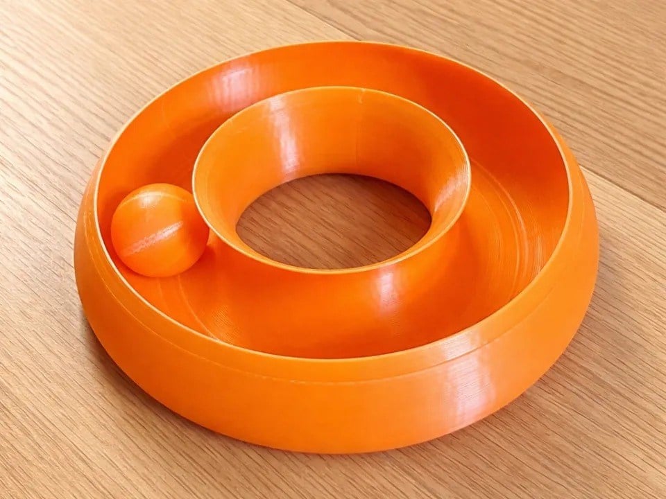 3D Baskı Toplu Halka Kedi Oyuncağı İçinde Serbest Top Etkileşimli Kedi Parkuru Turuncu