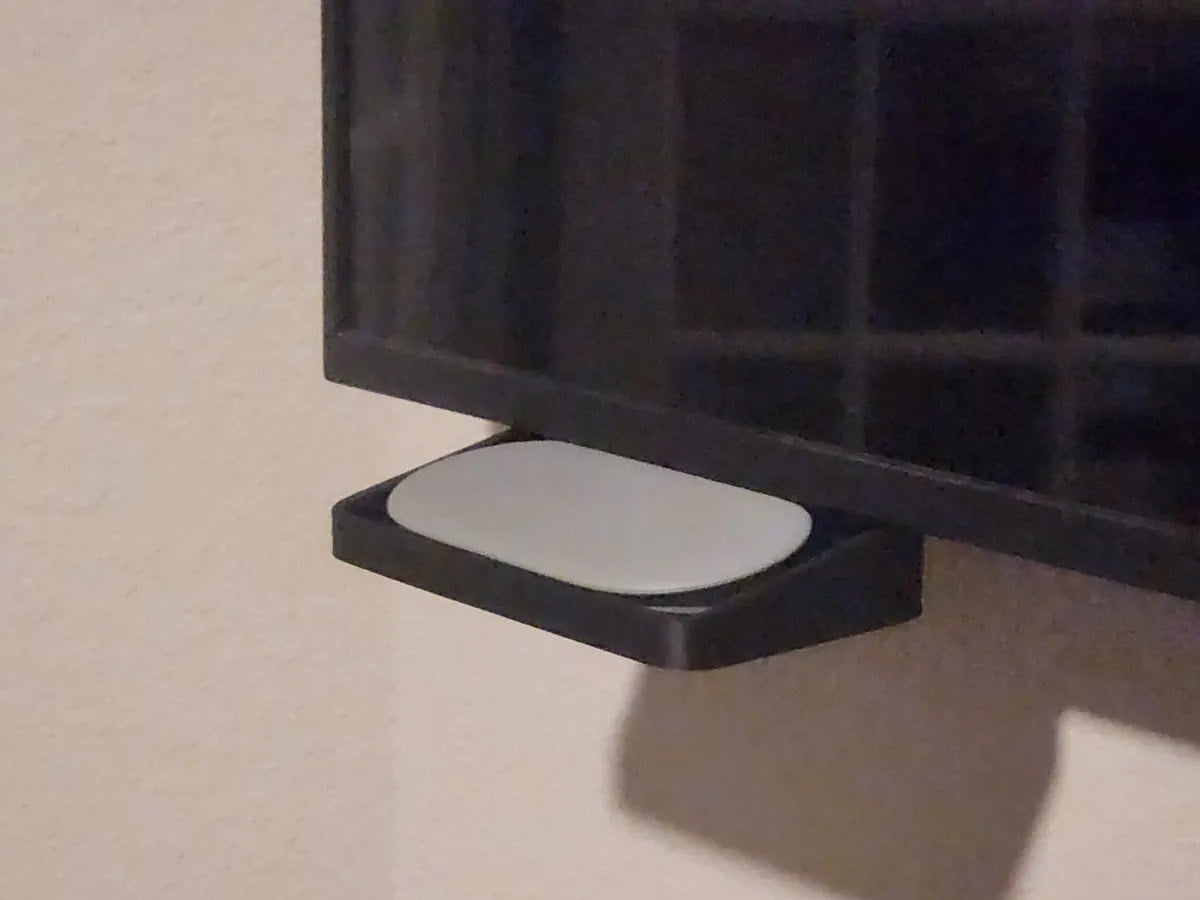 3D Baskı TV Altı Medya Oynatıcı Rafı Ayak Deliğine Monte Küçük Cihaz Standı Modem ve Streamer Rafı Siyah