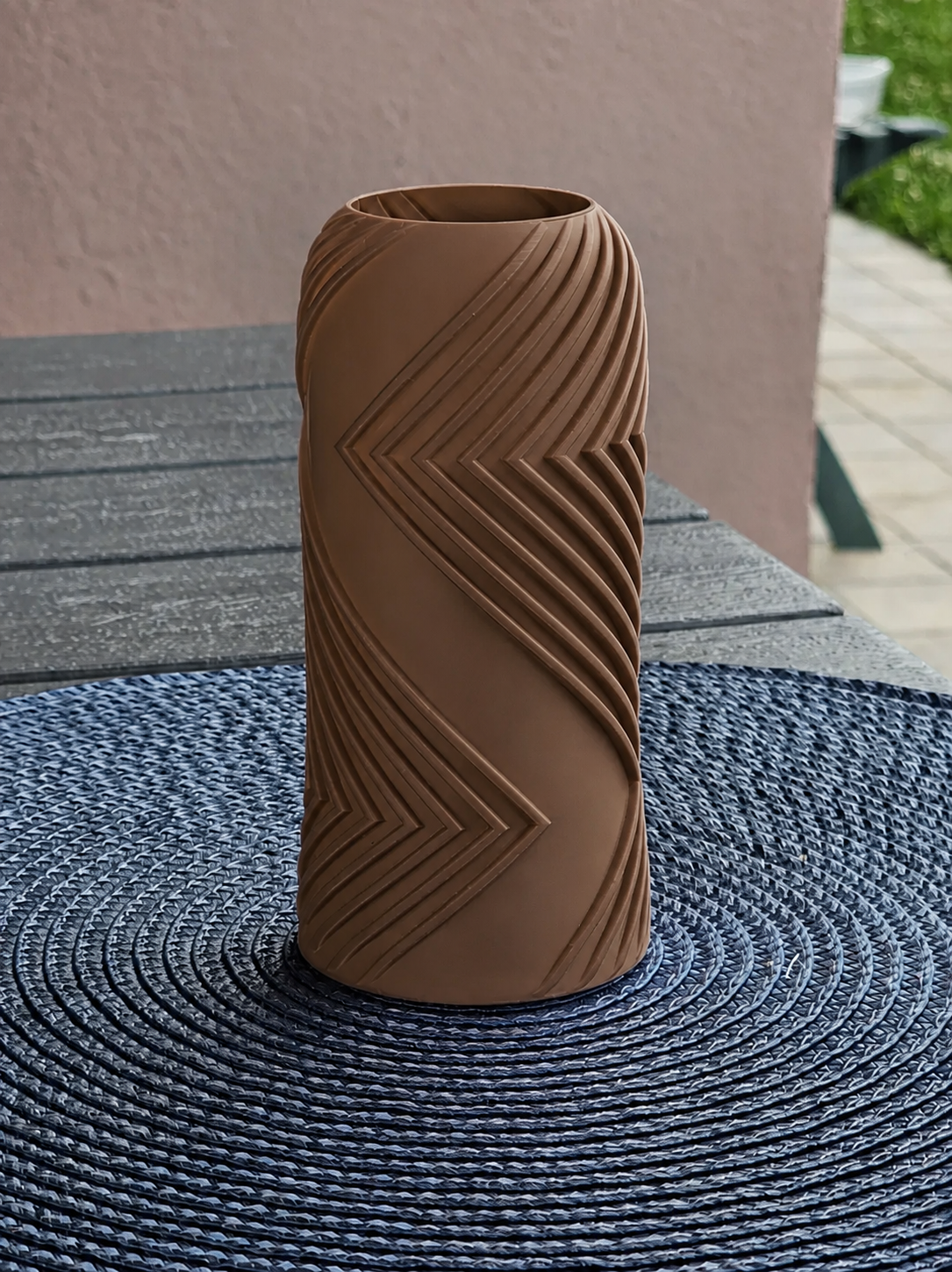 3D Baskı Vector Vazo - Geometrik Çizgili Dekoratif Vazo-Kahverengi