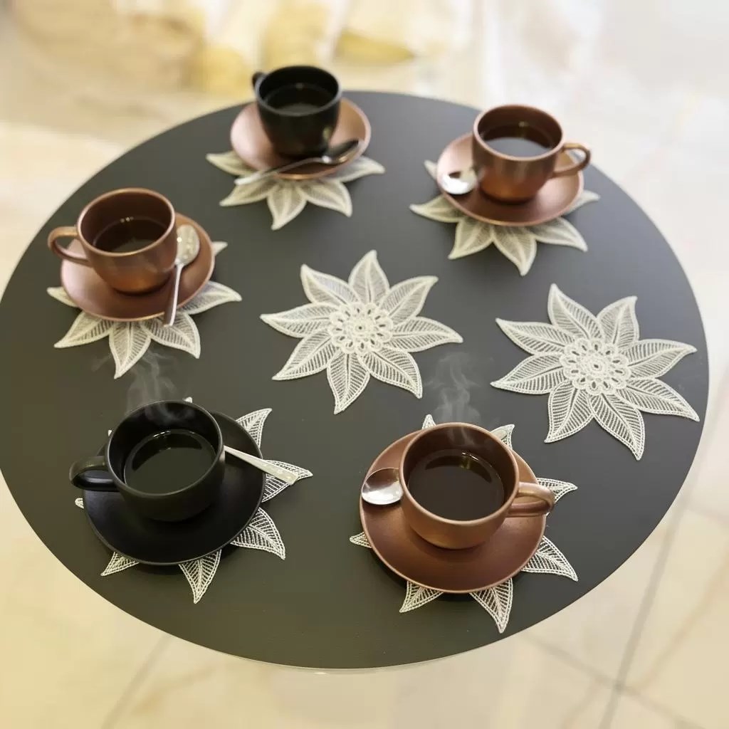 6 lı Dantel Kahve Sunumluğu 15x15 cm Asorti Desenli Çeyizlik Kahve Seti