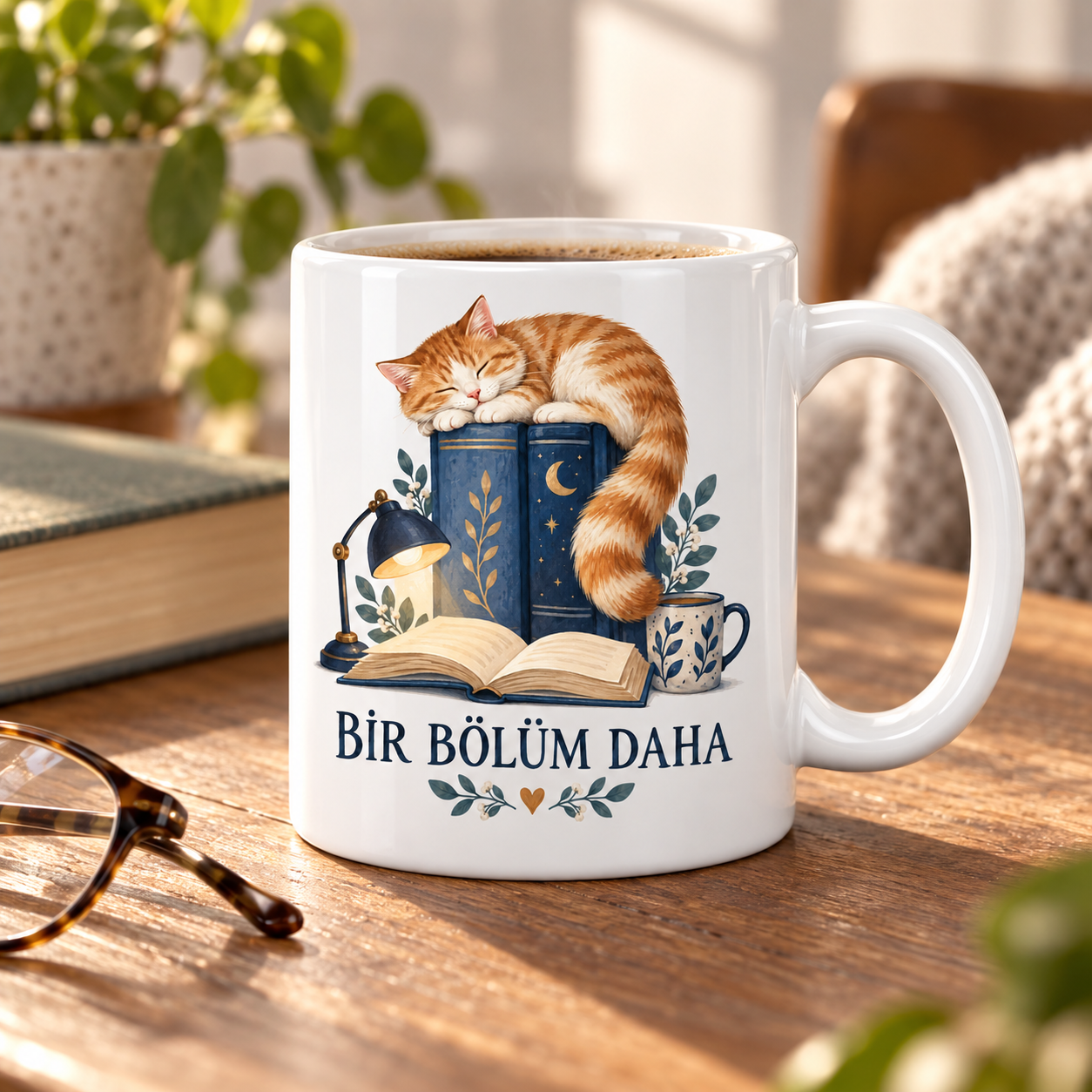 Bir Bölüm Daha Kitap ve Uyuyan Kedi Tasarımlı Porselen Kupa - MODEL 259