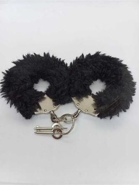 Fantazi Siyah Peluşlu Metal Kelepçe