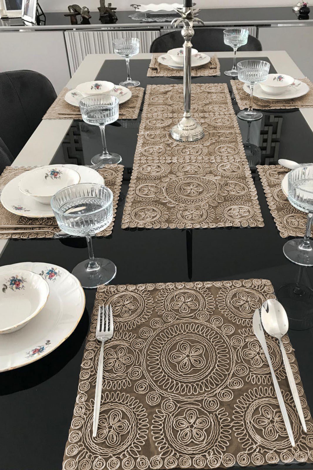 Fransız Dantelli Runner ve Supla Takımı (1 Runner, 6 Supla) Kapuçino