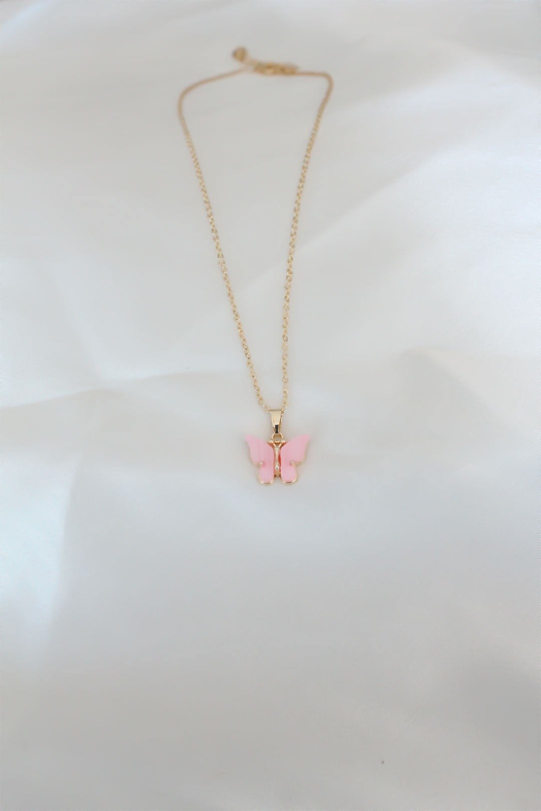 Gold Kaplama Pembe Sedefli Kelebek Kolye