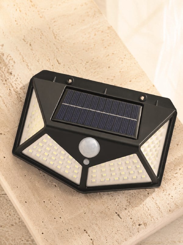 Hareket Sensörlü Güneş Enerjili Duvar Lambası Dış Mekan İçin Güçlü LED Aydınlatma