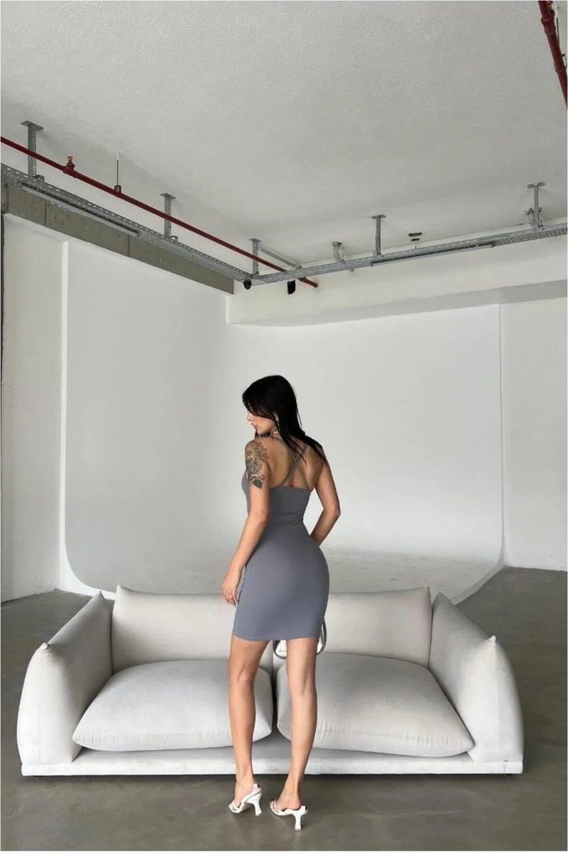 Krep Kemerli Elbise Mini V Yaka Askılı Kumaş