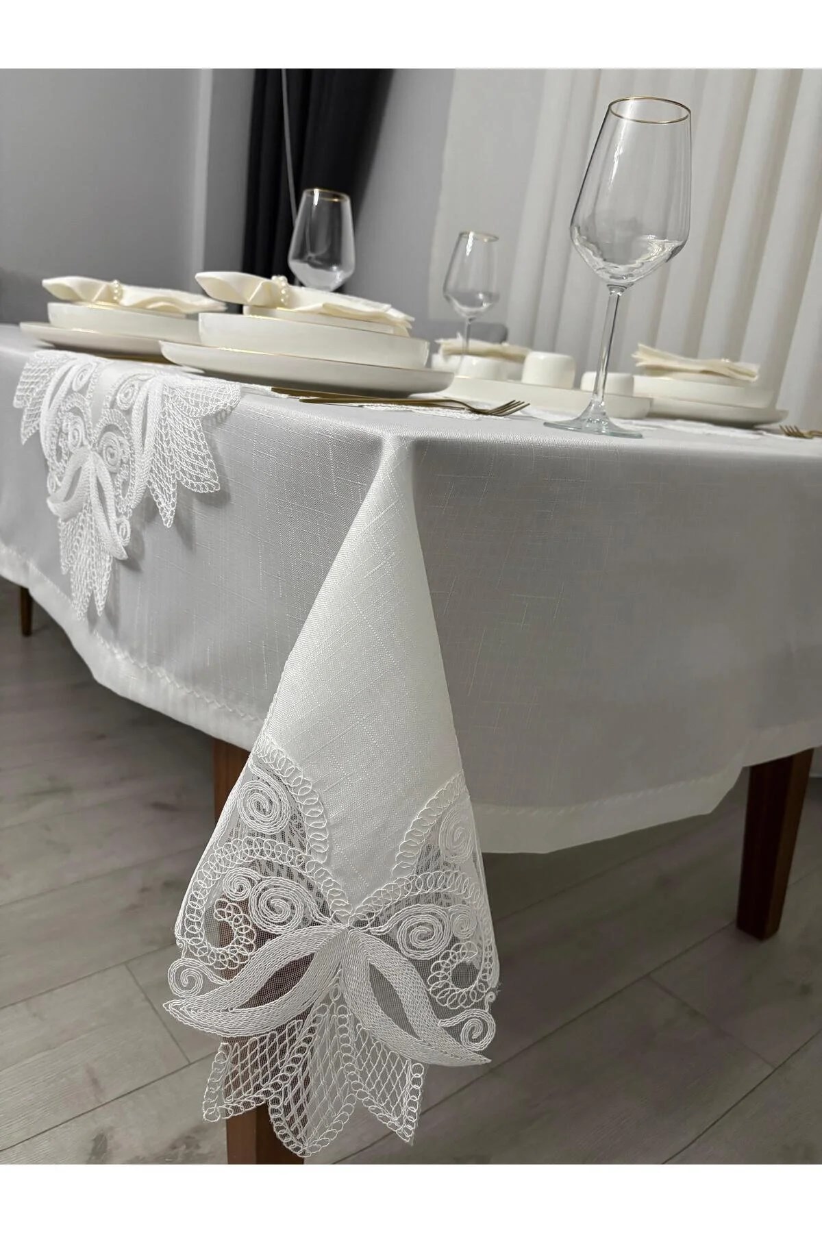 Masa Örtüsü Yemek Takımı 12 Kişilik 26 Parça Fransız Dantelli - Ekru
