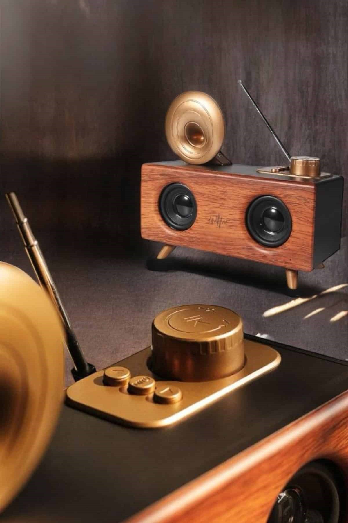 Nostaljik Görünümlü Bluetooth Bağlantılı Speaker