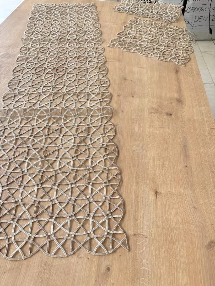 Salon Takımı Angles Çeyizlik Krem Kapi Runner Set 5 Parça İşlemeli Ranır Masa Sehpa Konsol Örtüsü