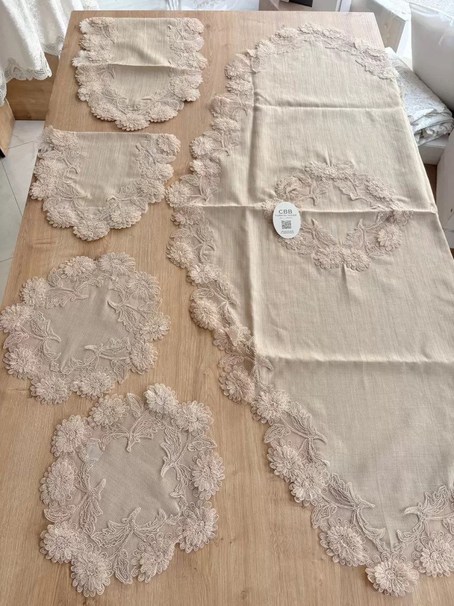 Salon Takımı Çeyizlik Kapiçino Runner Set 5 Parça Keten Masa Örtüsü Runneri Flowers