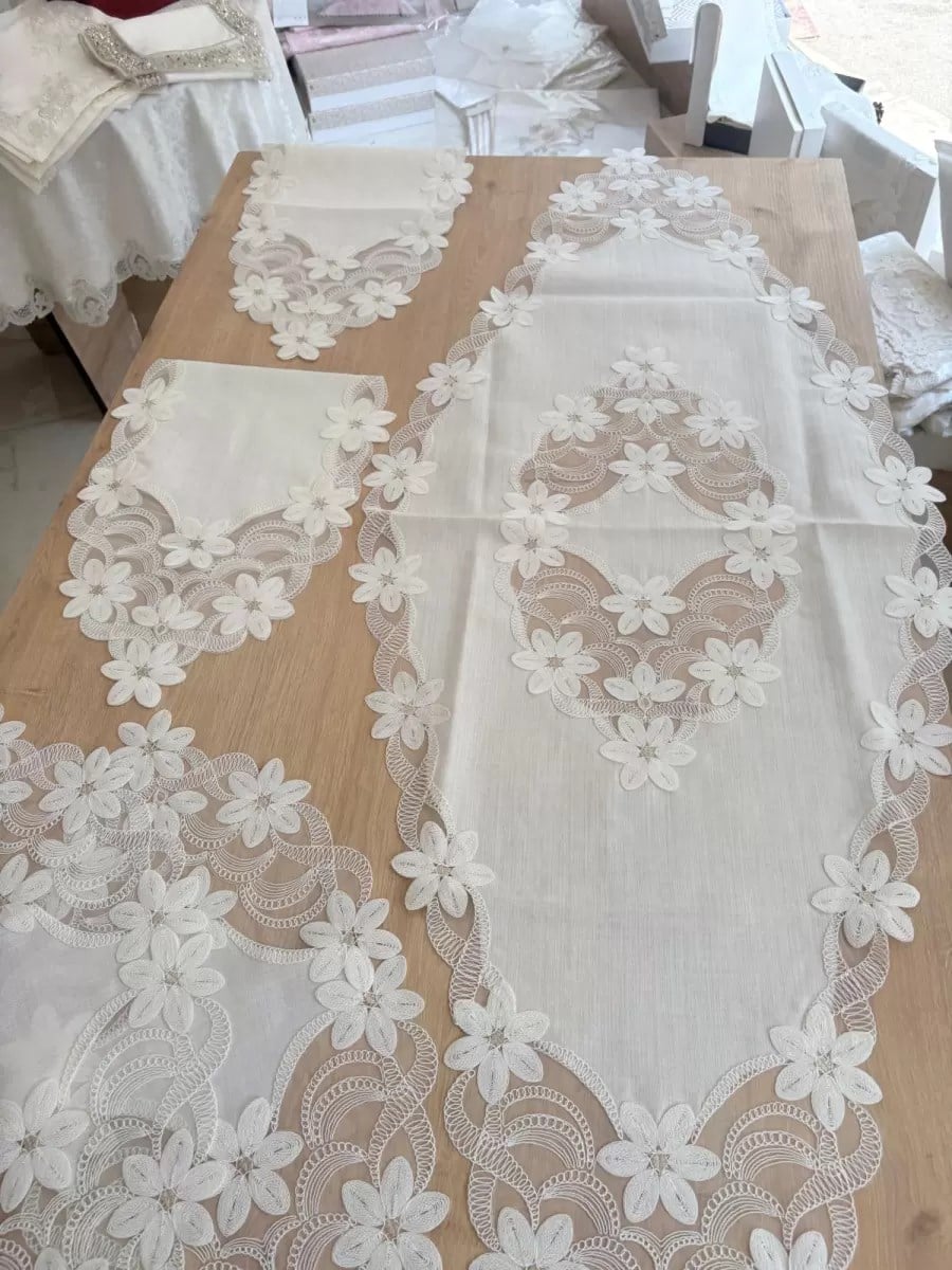 Salon Takımı Çeyizlik Krem Runner Set 5 Parça Keten Masa Örtüsü Runneri Lüx Evita