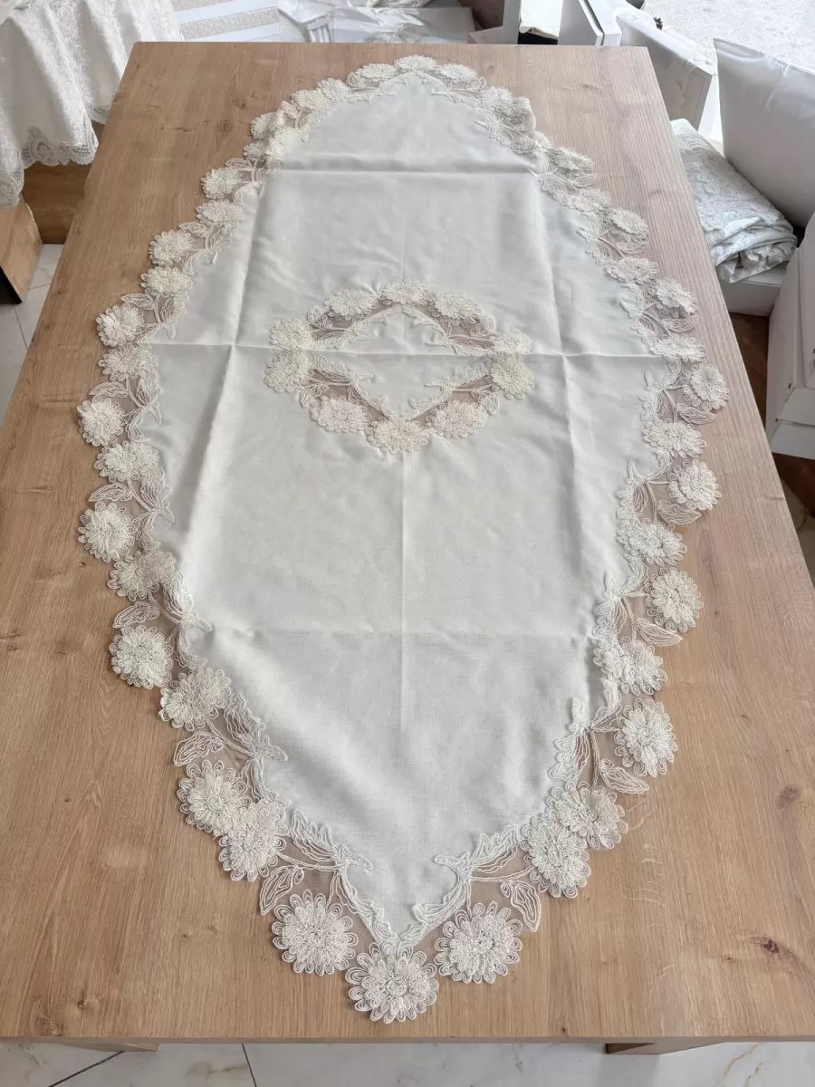 Salon Takımı Çeyizlik Krem Runner Set 5 Parça Keten Masa Örtüsü Runneri Flowers