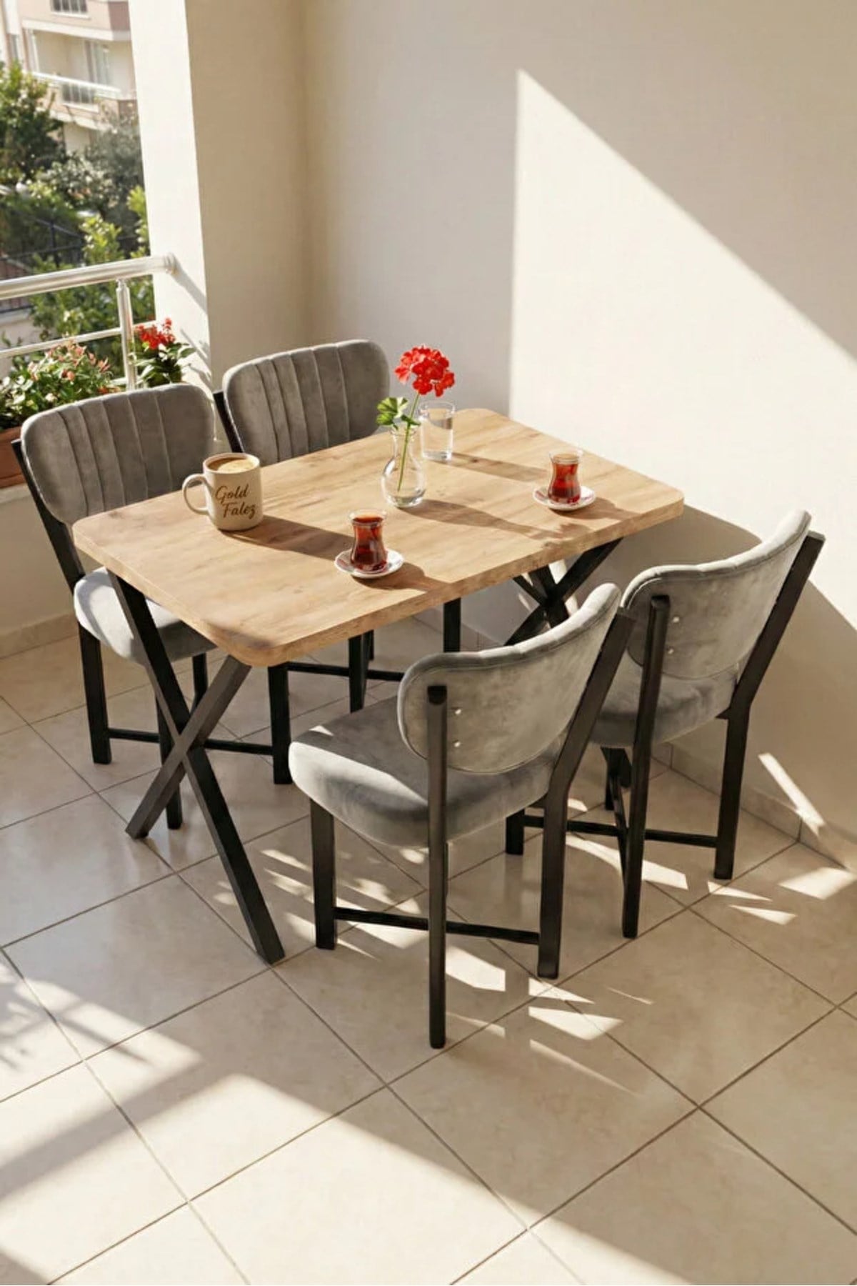 Sandalye 4 Adet Baby Face Kumaş Metal Ayak Modern Mutfak Sandalyesi Cafe Balkon Ofis Elma