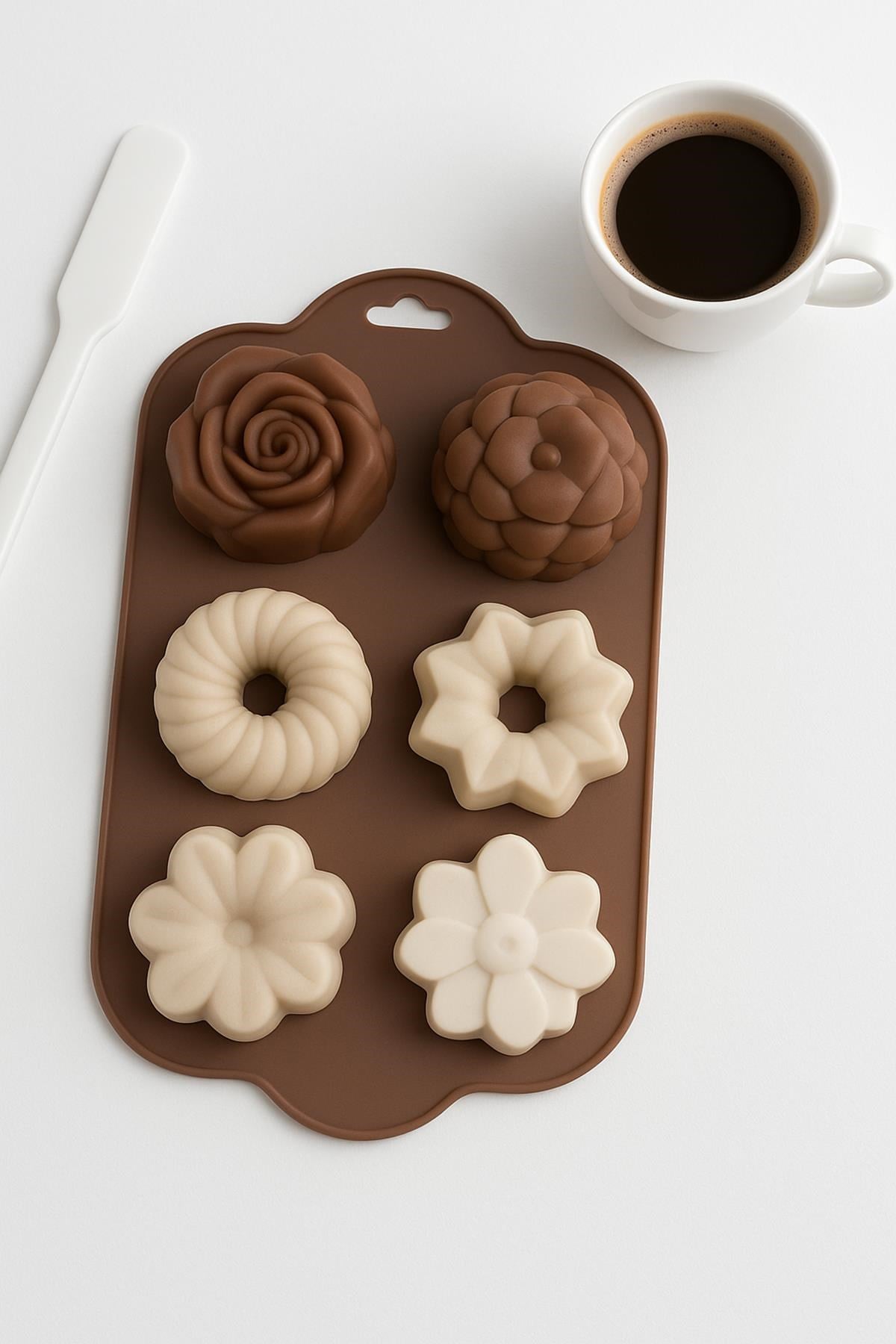 Silikon Kek ve Çikolata Kalıbı 6’lı Krem Renk Pasta Tatlı Muffin Kalıbı